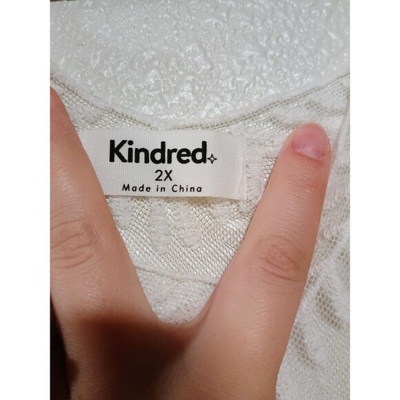 Kindred Women's White Crochet Lace Mesh Fringe Floral Top Plus Size 2X - Picture 4 of 4